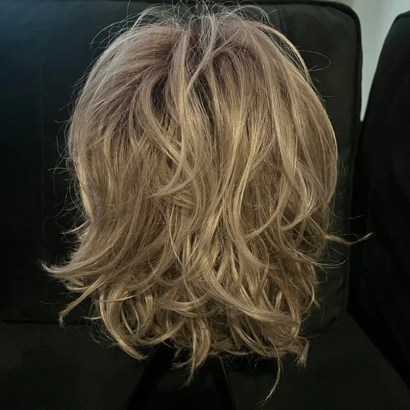 Tress Allure
Flawless Waves
Worn once
Color: 52/38/49/R8
Smokey Toffee - Picture 4 of 4